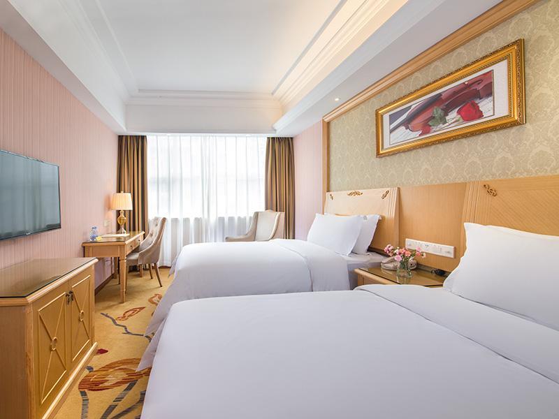 Vienna 3 Best Hotel Exhibition Center Chigang Road Guangzhou Bagian luar foto